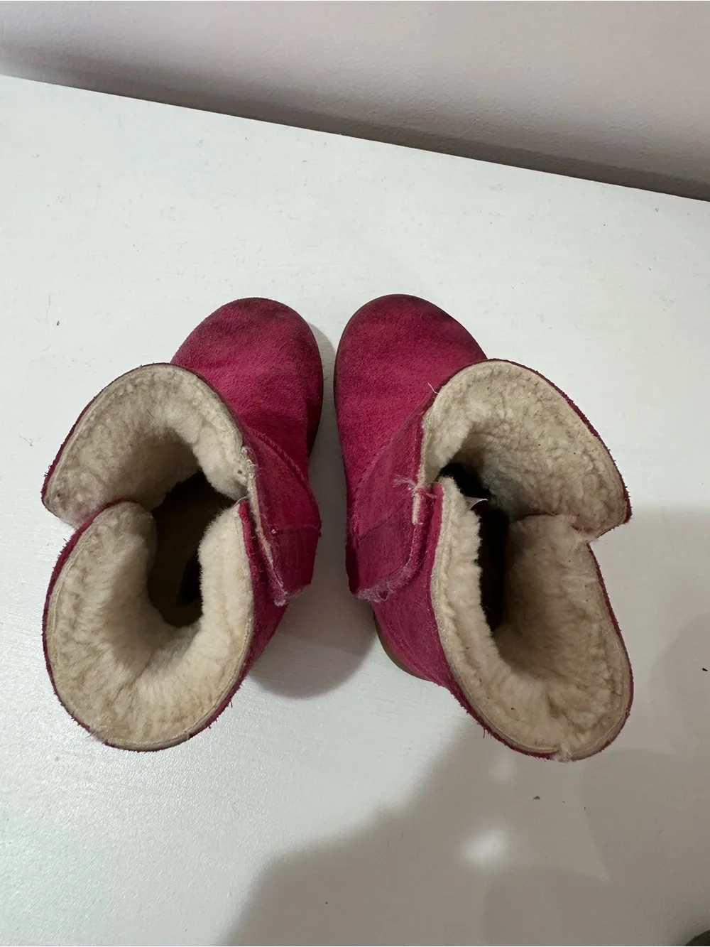 Baby girl Ugg Keelan Boot size 7 pink PLAY CONDITION